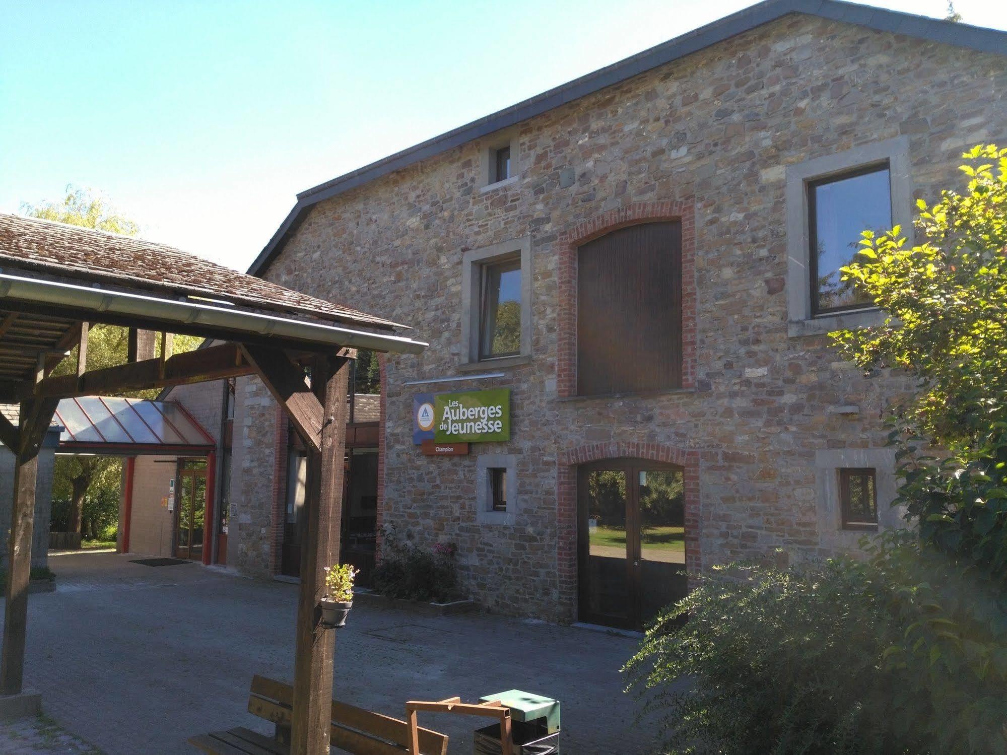 Auberge De Jeunesse De La Roche - Champlon Tenneville المظهر الخارجي الصورة